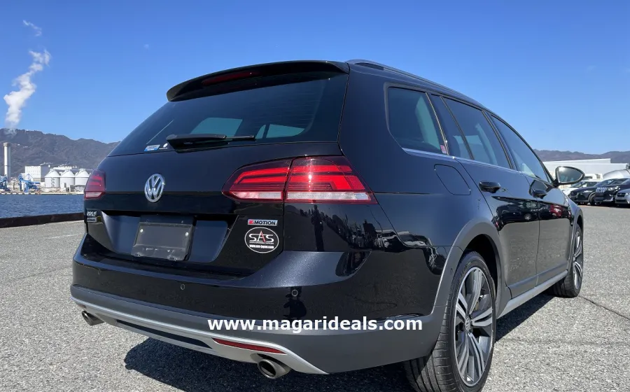 2019 VOLKSWAGEN GOLF ALLTRACK 4MOTION in Kenya for Sale | Magari Deals