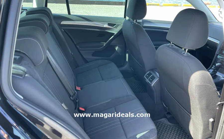 2019 VOLKSWAGEN GOLF ALLTRACK 4MOTION in Kenya for Sale | Magari Deals