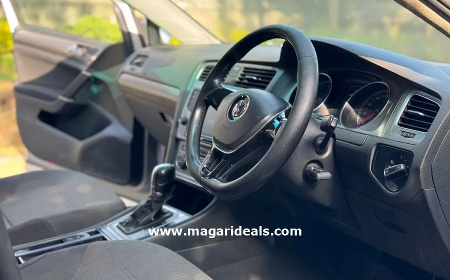 VOLKSWAGEN GOLF 1.2 TSI VARIANT  in Kenya for Sale | Magari Deals