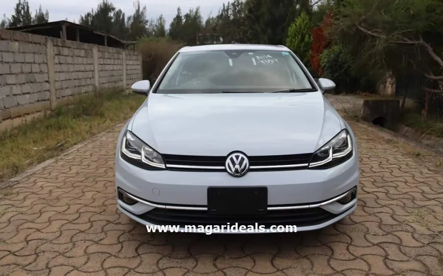 VW Golf TSI 2017 model in Nairobi  in Kenya for Sale | Magari Deals