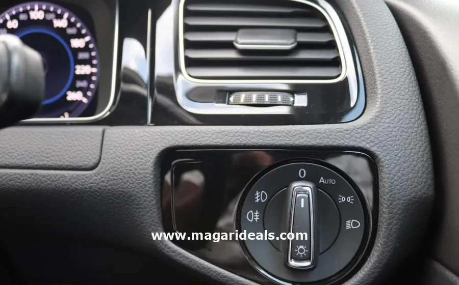 VW Golf TSI 2017 model in Nairobi  in Kenya for Sale | Magari Deals