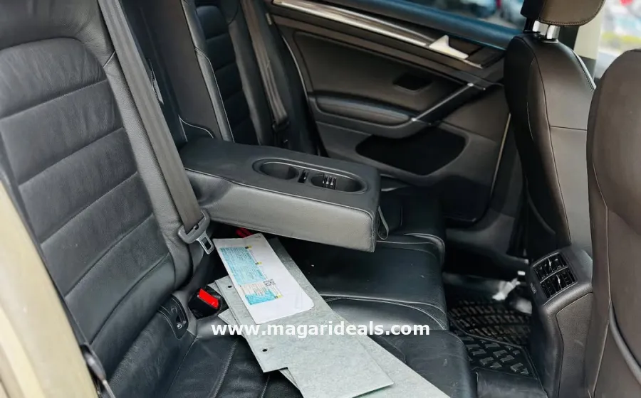 2014 VOLKSWAGEN GOLF TSI in Kenya for Sale | Magari Deals
