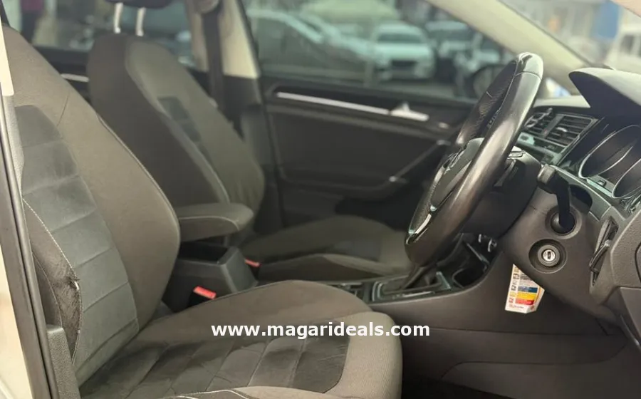 2014 VOLKSWAGEN GOLF TSI in Kenya for Sale | Magari Deals