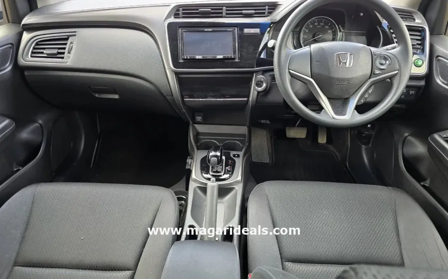 HONDA GRACE HYBRID in Kenya for Sale | Magari Deals