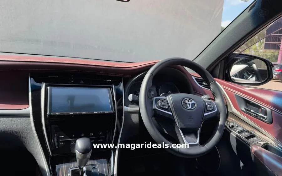 TOYOTA HARRIER in Kenya for Sale | Magari Deals