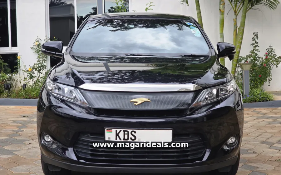 TOYOTA HARRIER 2017  in Kenya for Sale | Magari Deals