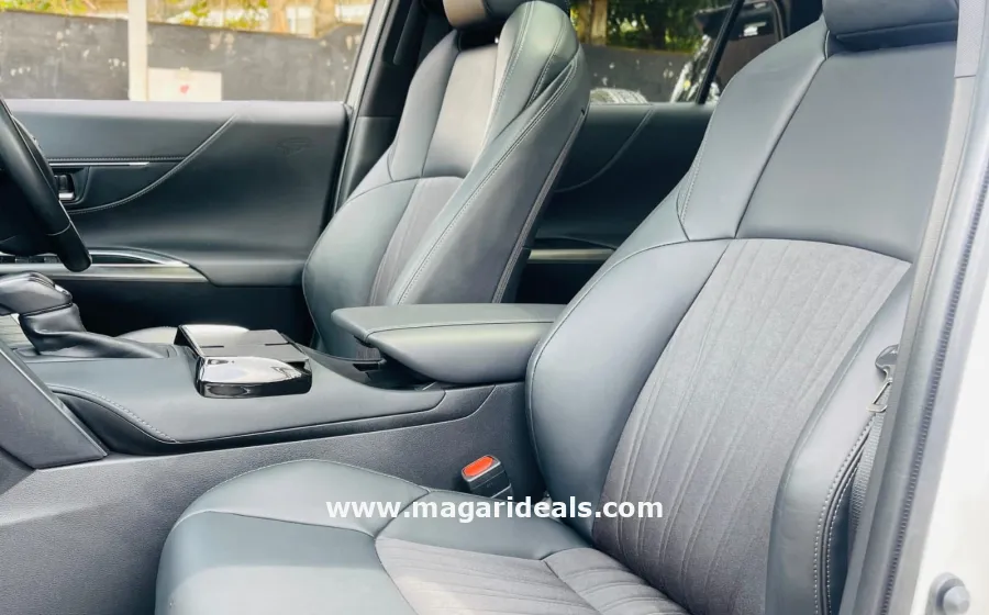 Toyota Harrier Hybrid in Kenya for Sale | Magari Deals