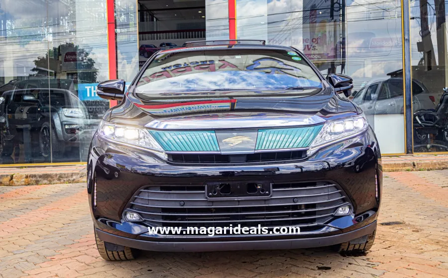 2018 Toyota Harrier with Sunroof in Kenya for Sale | Magari Deals