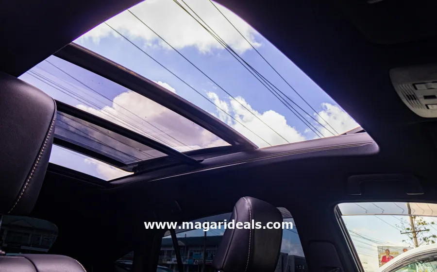 2018 Toyota Harrier with Sunroof in Kenya for Sale | Magari Deals