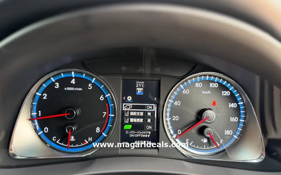 TOYOTA HARRIER 2017  in Kenya for Sale | Magari Deals