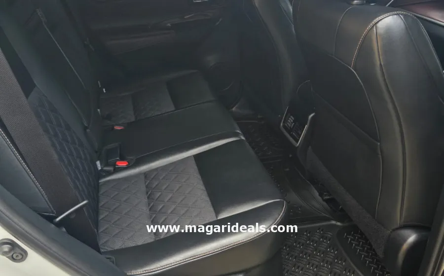 2016 Toyota Harrier  in Kenya for Sale | Magari Deals