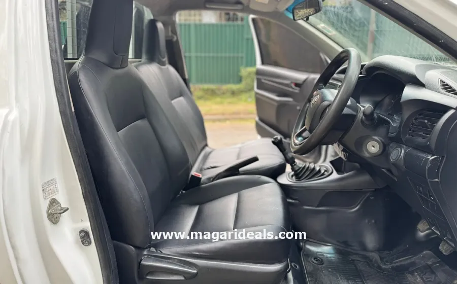 2017 TOYOTA HILUX in Kenya for Sale | Magari Deals