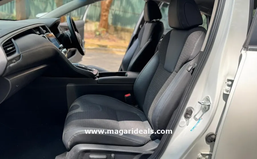 2019 HONDA INSIGHT HYBRID Fastback in Kenya for Sale | Magari Deals