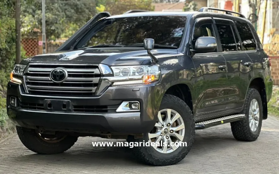 2018 TOYOTA LANDCRUISER V8 ZX in Kenya for Sale | Magari Deals