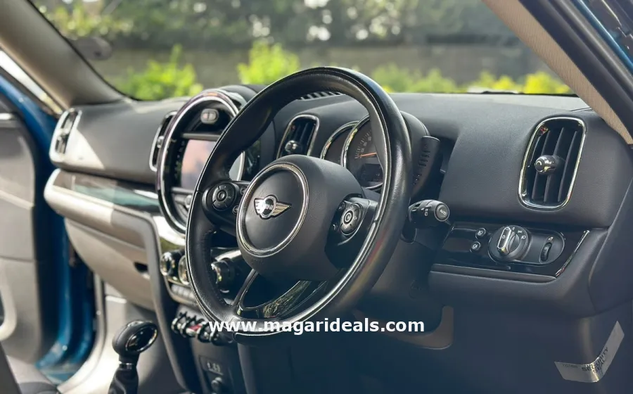 2017 Mini Cooper Crossover in Kenya for Sale | Magari Deals