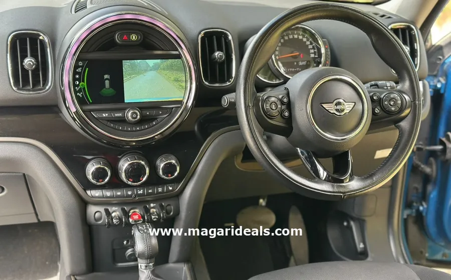 2017 Mini Cooper Crossover in Kenya for Sale | Magari Deals