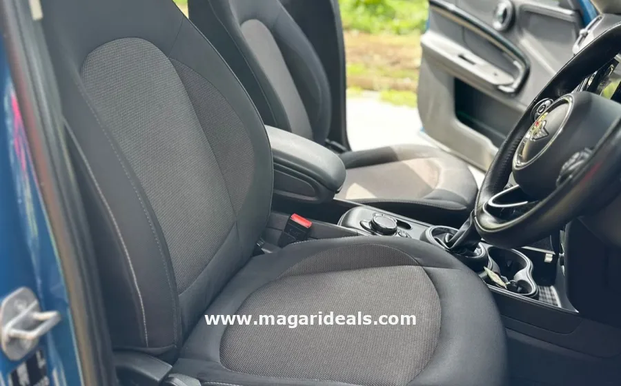 2017 Mini Cooper Crossover in Kenya for Sale | Magari Deals