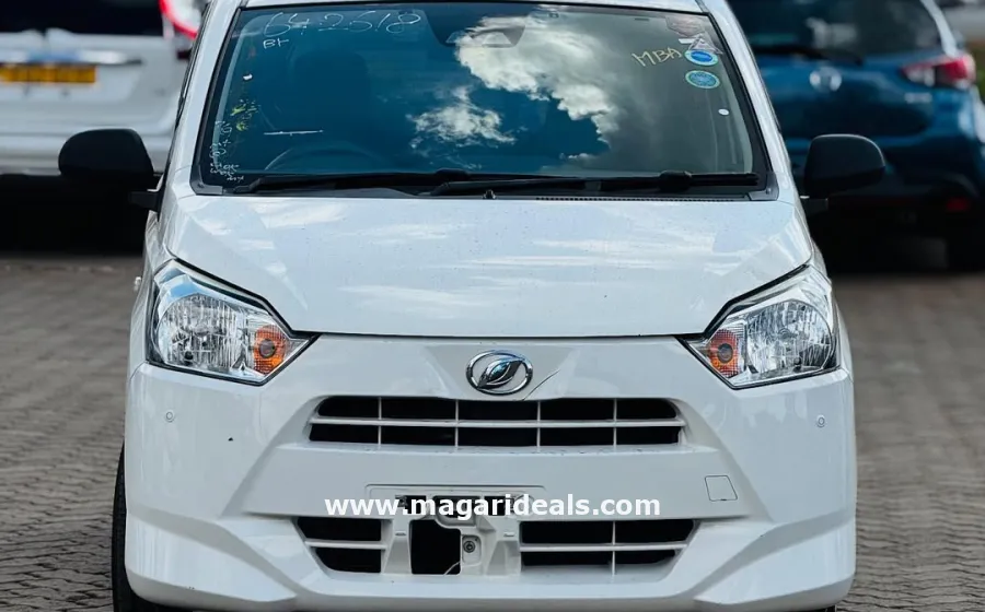 2018 DAIHATSU MIRA ES in Kenya for Sale | Magari Deals