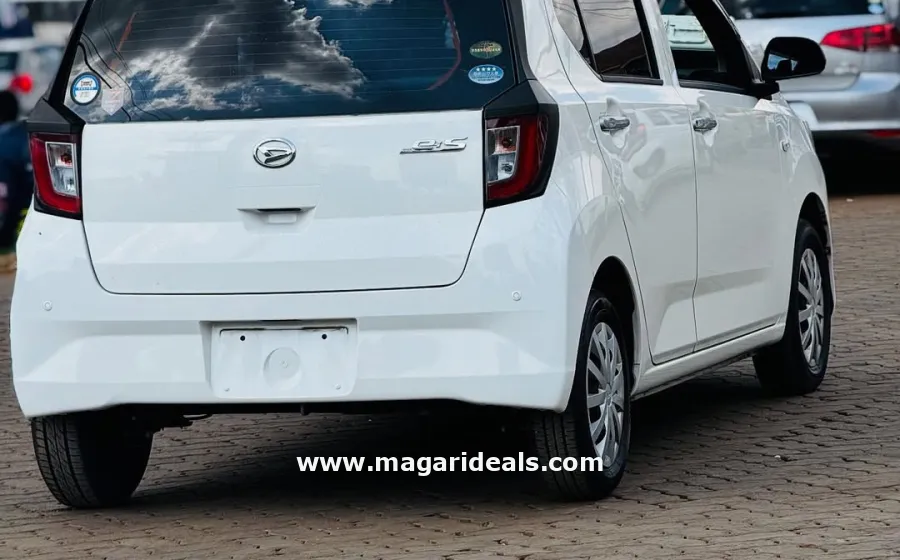 2018 DAIHATSU MIRA ES in Kenya for Sale | Magari Deals