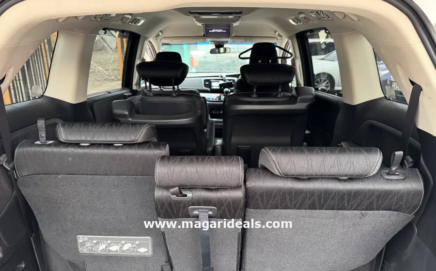 HONDA ODYSSEY in Kenya for Sale | Magari Deals