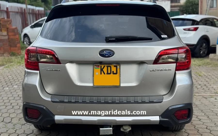 SUBARU OUTBACK 2015 in Kenya for Sale | Magari Deals