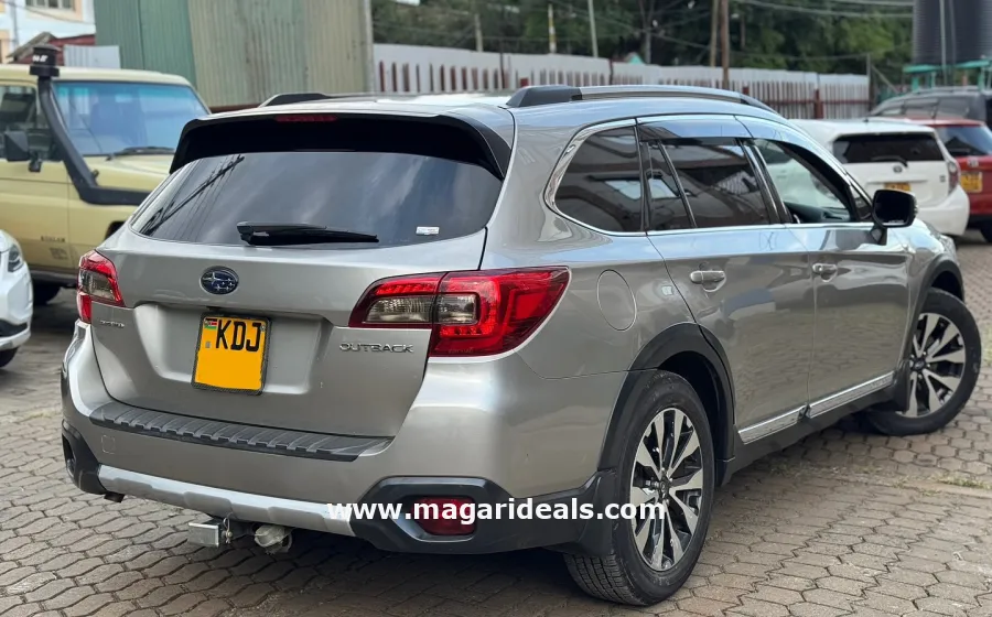 SUBARU OUTBACK 2015 in Kenya for Sale | Magari Deals