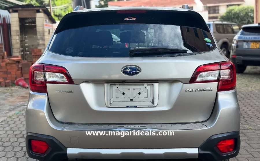 SUBARU OUTBACK 2015 in Kenya for Sale | Magari Deals