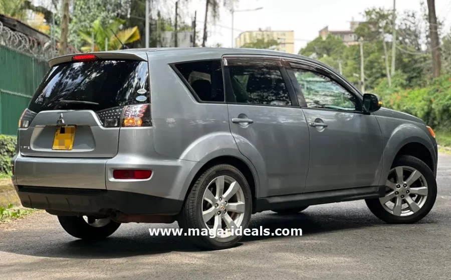 2011 MITSUBISHI OUTLANDER  in Kenya for Sale | Magari Deals