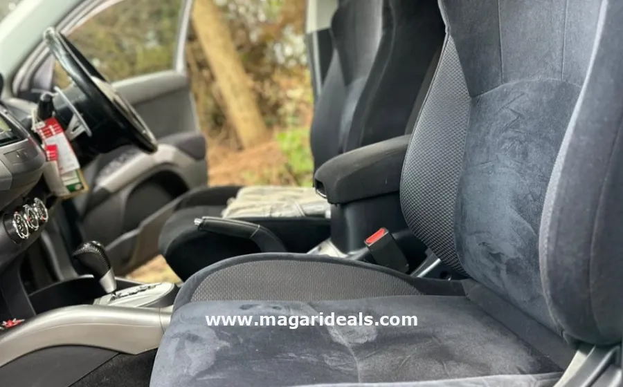 2011 MITSUBISHI OUTLANDER  in Kenya for Sale | Magari Deals