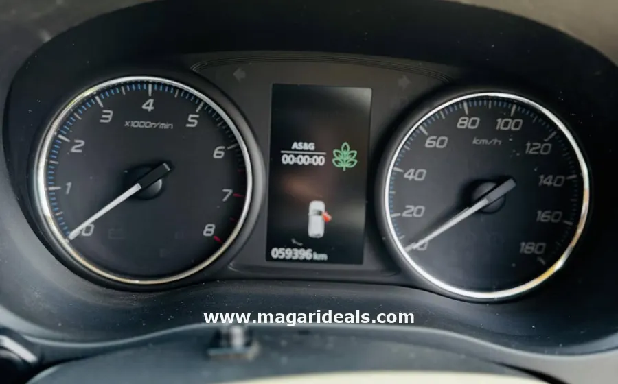 2018 MITSUBISHI OUTLANDER  in Kenya for Sale | Magari Deals