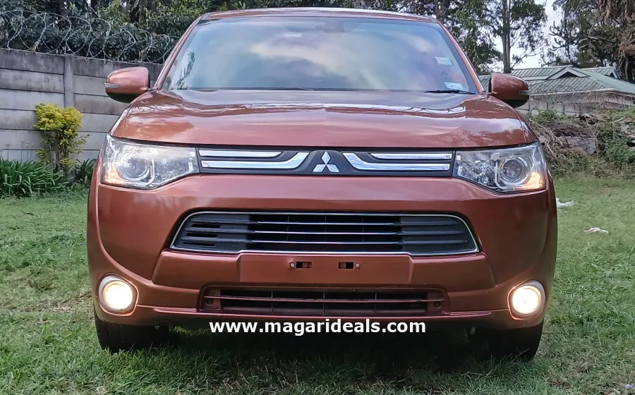 2012 MITSUBISHI OUTLANDER  in Kenya for Sale | Magari Deals