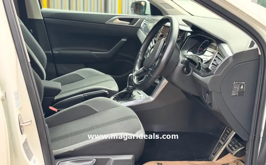2018 VOLKSWAGEN POLO in Kenya for Sale | Magari Deals