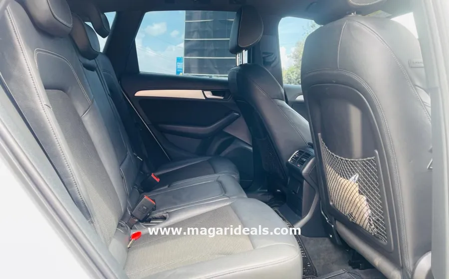 2016 Audi Q5 in Nairobi Kenya in Kenya for Sale | Magari Deals