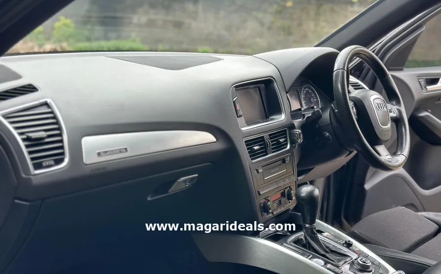 2011 AUDI Q5 QUATTRO S-LINE in Kenya for Sale | Magari Deals