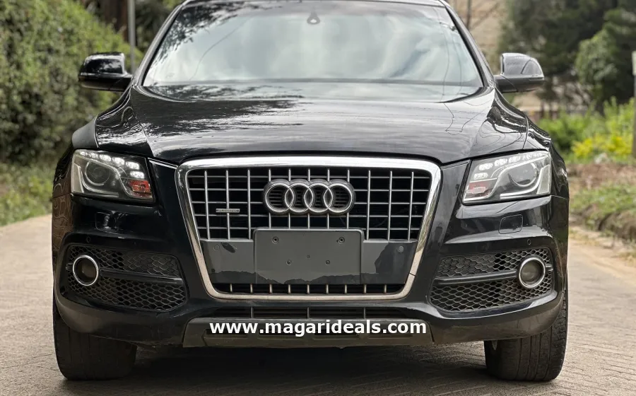 2011 AUDI Q5 QUATTRO S-LINE in Kenya for Sale | Magari Deals