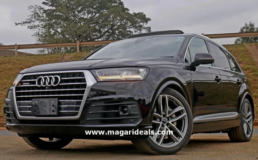 AUDI Q7 Quattro S-Line with SUNROOF  in Kenya for Sale | Magari Deals