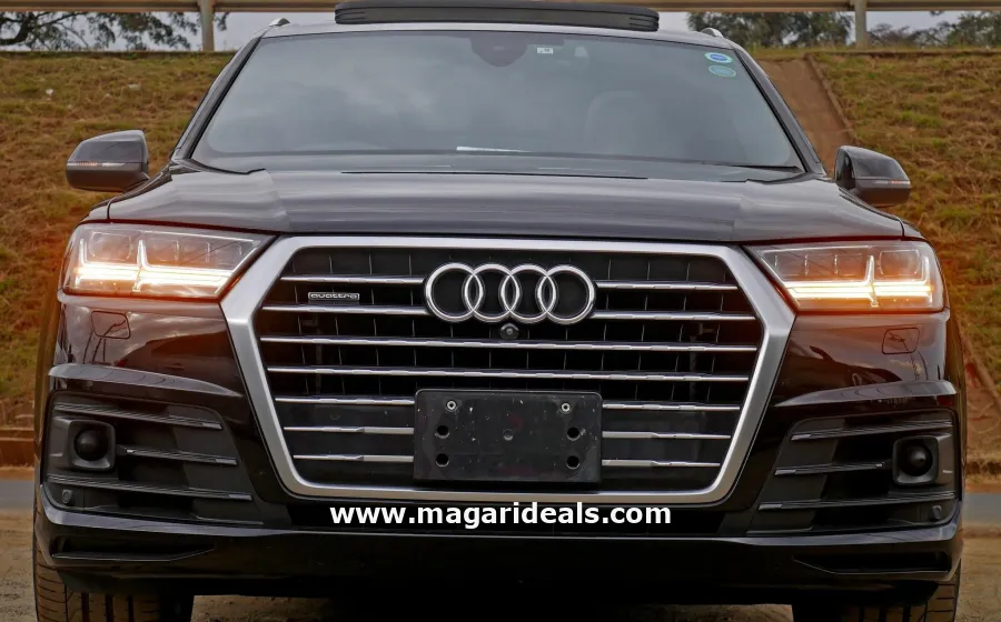 AUDI Q7 Quattro S-Line with SUNROOF  in Kenya for Sale | Magari Deals