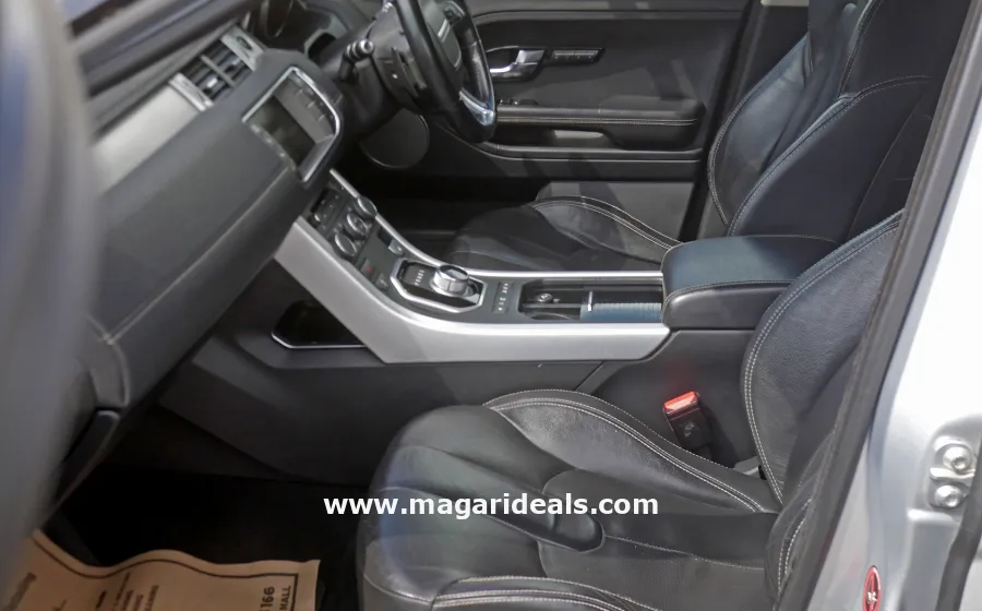 Land Rover Evoque 2012 MINT CONDITION in Kenya for Sale | Magari Deals