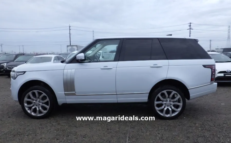 Land Rover Range Rover Vogue 2018 in Kenya for Sale | Magari Deals