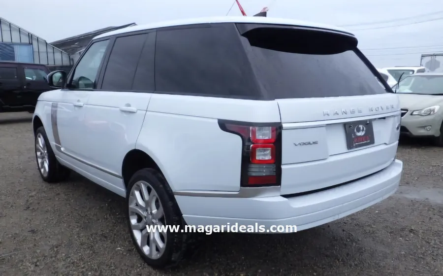 Land Rover Range Rover Vogue 2018 in Kenya for Sale | Magari Deals