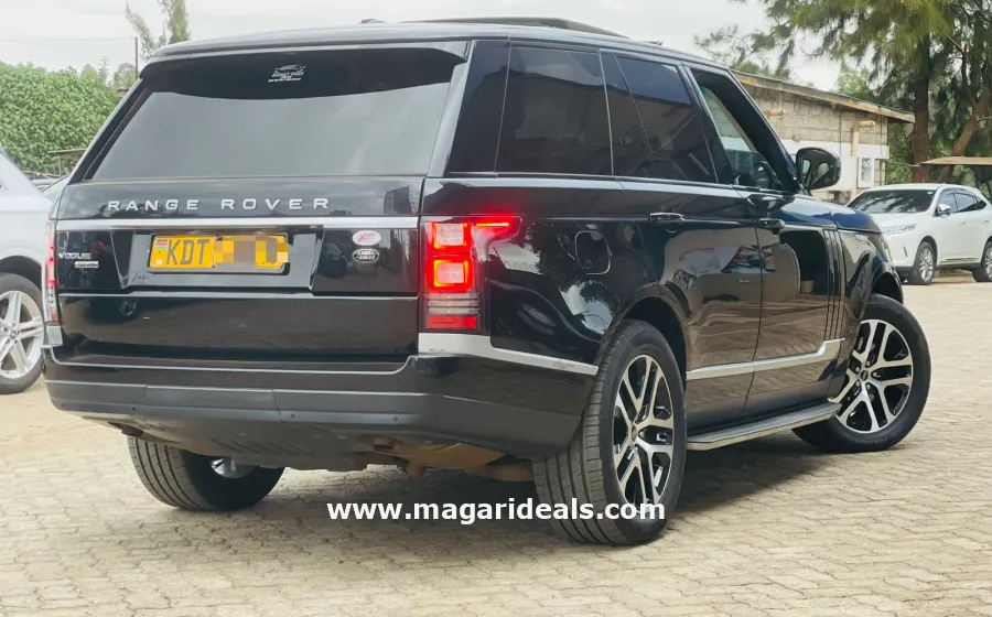Range Rover Vogue SDV8 HSE in Kenya for Sale | Magari Deals