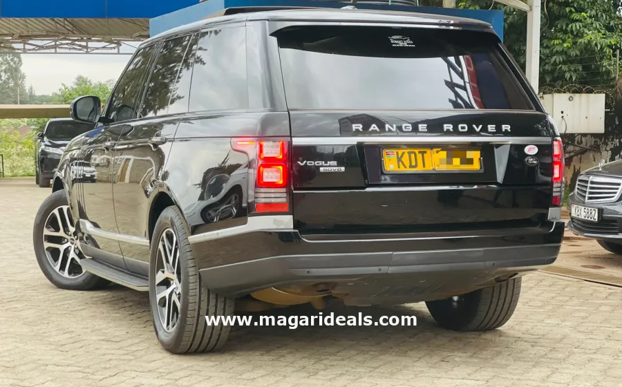 Range Rover Vogue SDV8 HSE in Kenya for Sale | Magari Deals