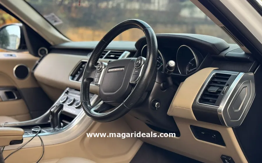  2013 RANGE ROVER SPORT  in Kenya for Sale | Magari Deals