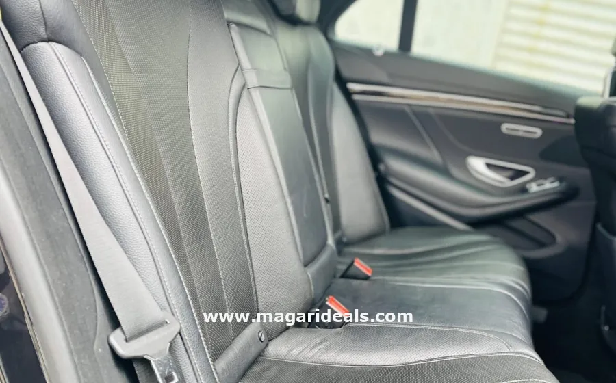 Mercedes-Benz S350d in Kenya for Sale | Magari Deals