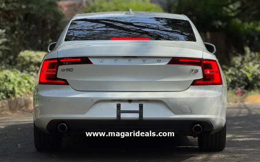 VOLVO S90 T5  in Kenya for Sale | Magari Deals