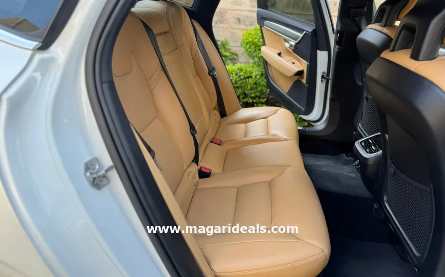 VOLVO S90 T5  in Kenya for Sale | Magari Deals