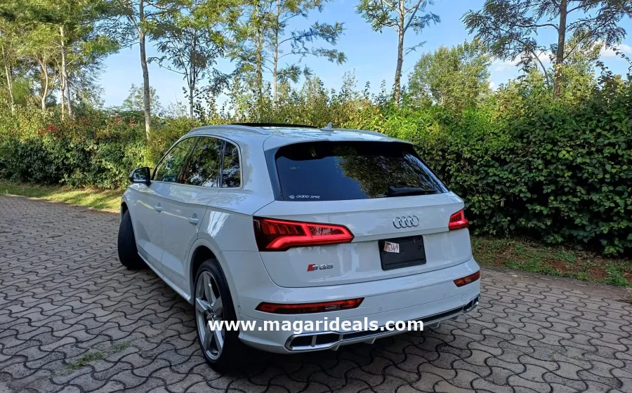 2018 AUDI SQ5 QUATTRO Sunroof in Kenya for Sale | Magari Deals