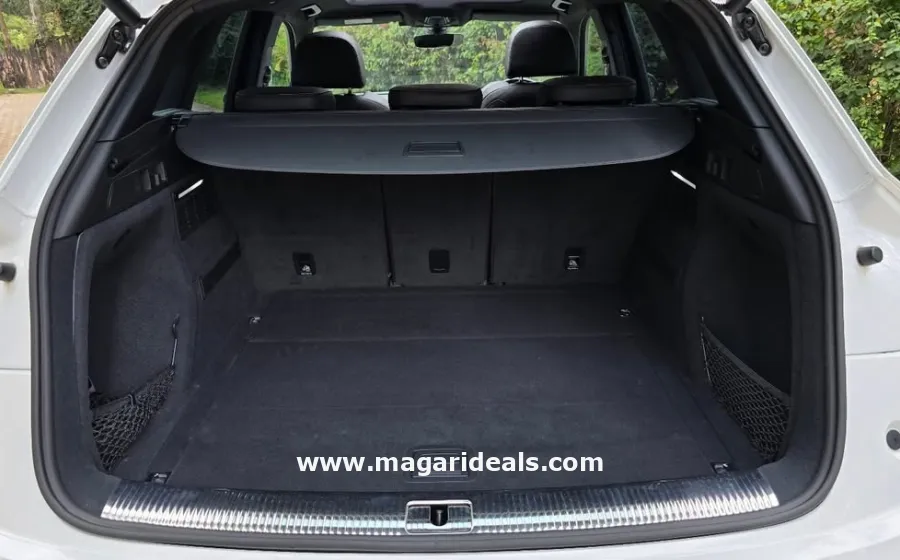 AUDI SQ5 QUATTRO  in Kenya for Sale | Magari Deals