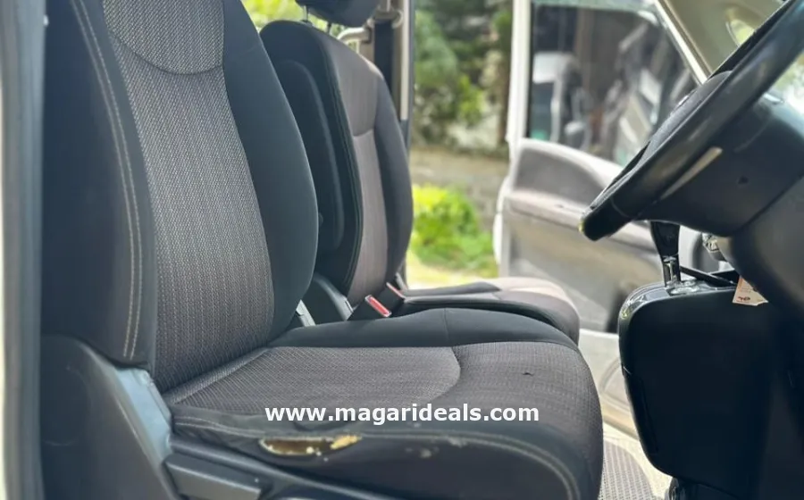 2016 Nissan Serena in Kenya for Sale | Magari Deals