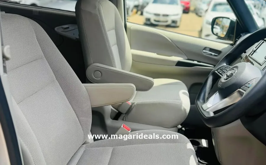 2018 Nissan Serena S-Hybrid in Kenya for Sale | Magari Deals